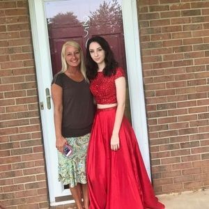 GORGEOUS SHERRI HILL prom dress!